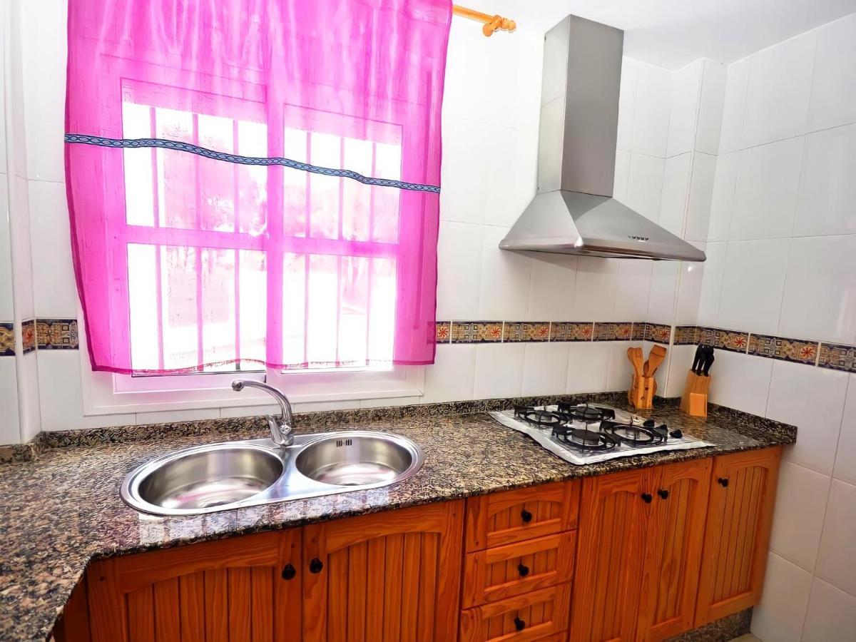 קוניל דה לה פרונטרה Apartamento Junto Al Mar Piscina Solo Familias מראה חיצוני תמונה