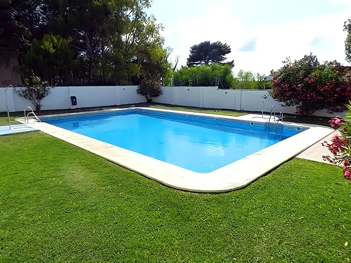 קוניל דה לה פרונטרה Apartamento Junto Al Mar Piscina Solo Familias מראה חיצוני תמונה