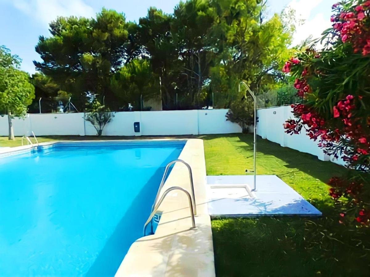 קוניל דה לה פרונטרה Apartamento Junto Al Mar Piscina Solo Familias מראה חיצוני תמונה