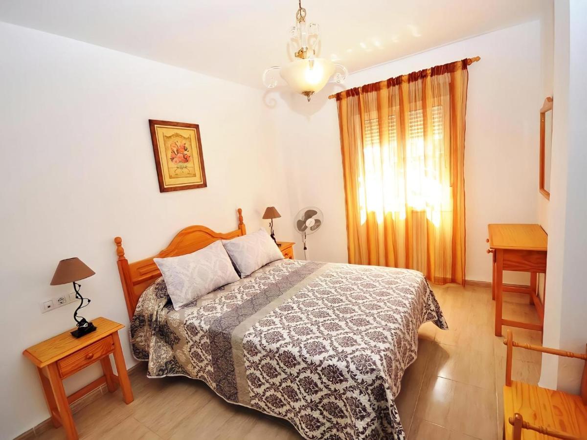 קוניל דה לה פרונטרה Apartamento Junto Al Mar Piscina Solo Familias מראה חיצוני תמונה